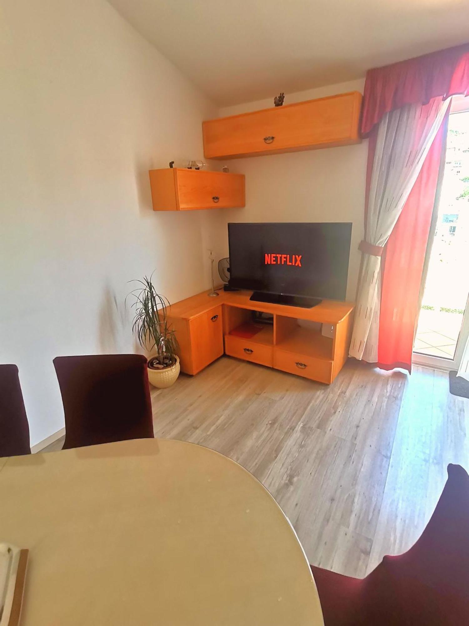 Apartments Green & Orange Hvar Town Exterior foto