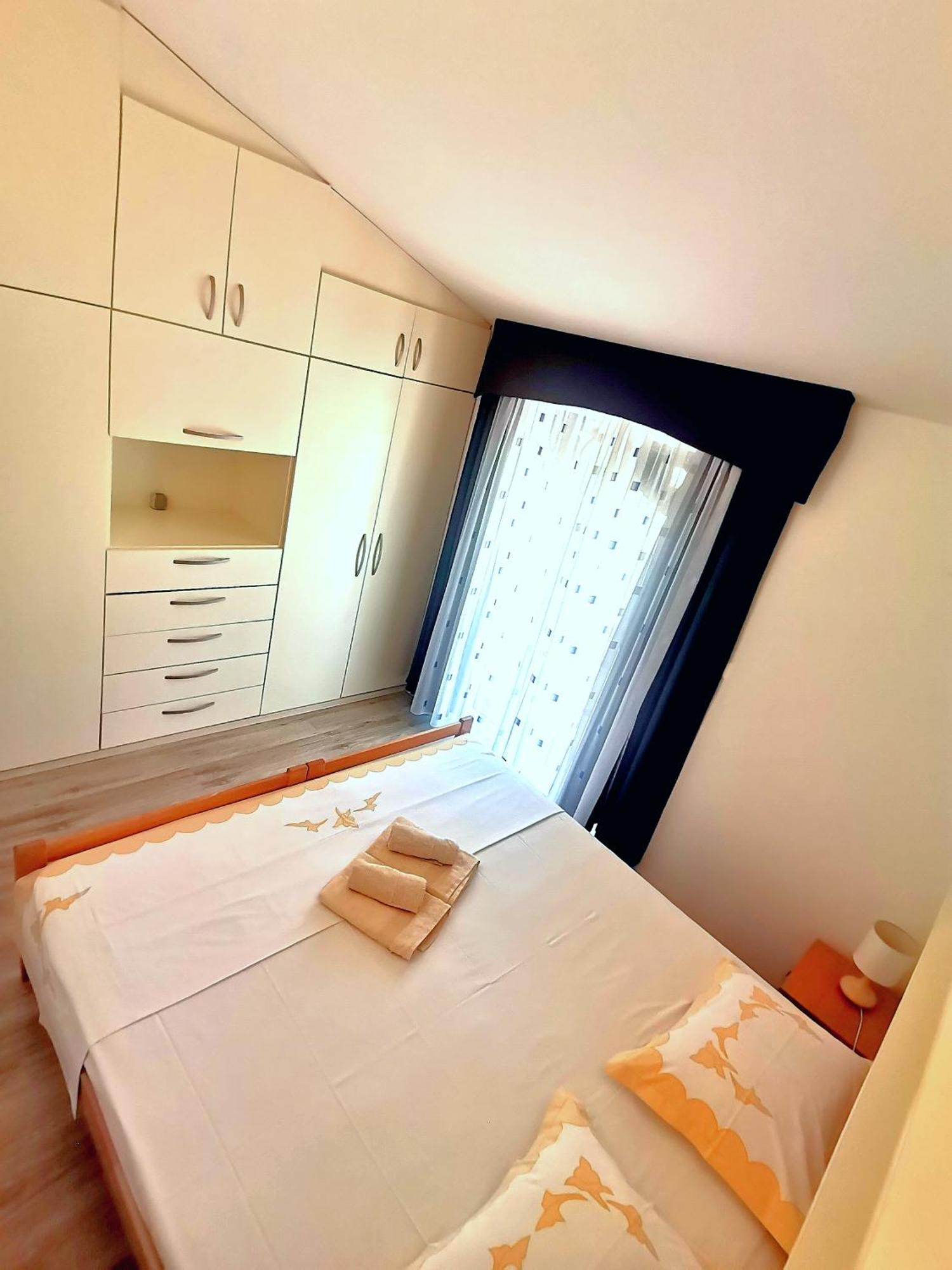 Apartments Green & Orange Hvar Town Exterior foto