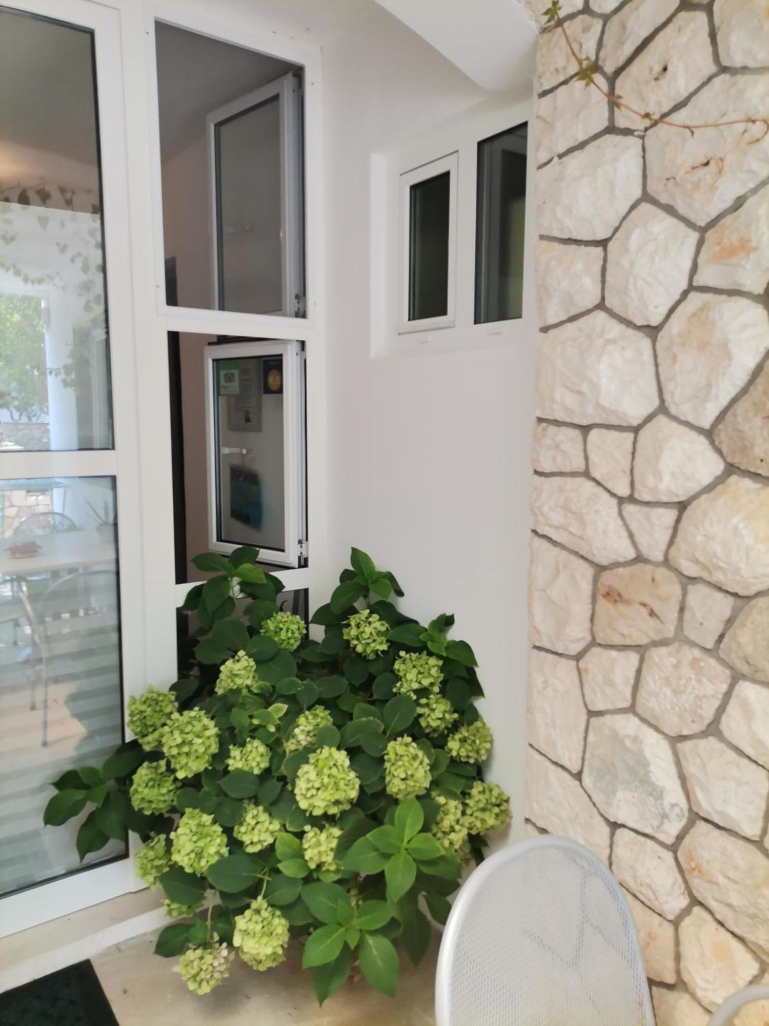 Apartments Green & Orange Hvar Town Quarto foto